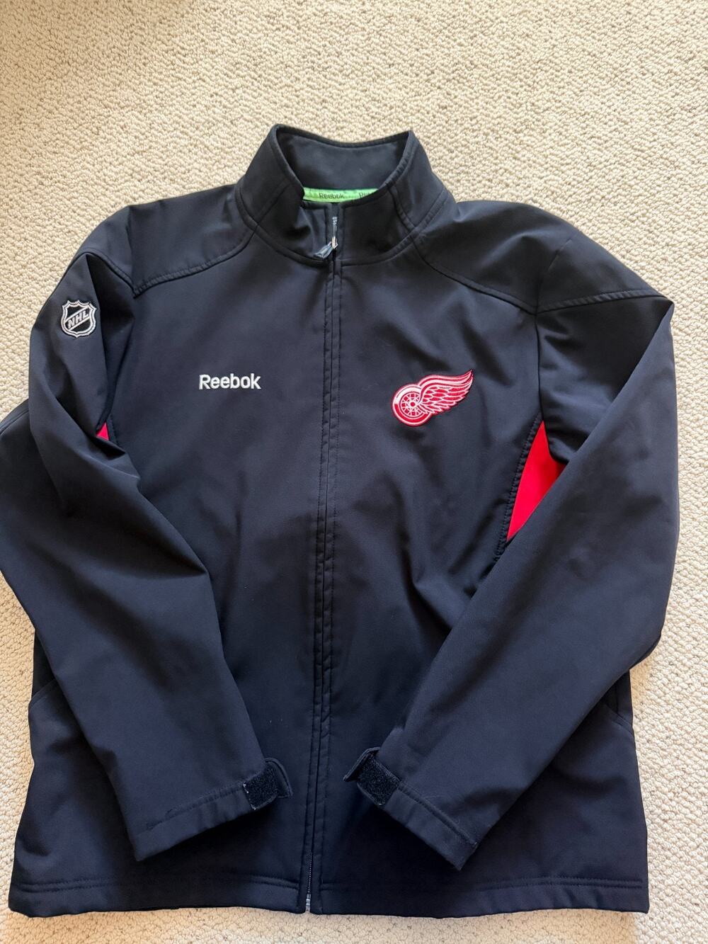 Reebok Detroit Red Wings Soft Shell Jacket Mens M Center Ice NHL Black Fleece